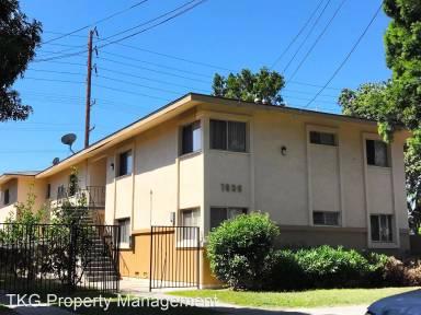 Main picture of 1836 W Glencrest Ave
