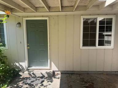 Main picture of 3413 College St SE