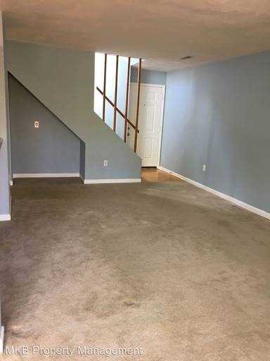 Main picture of 3323 Forest Ridge Rd