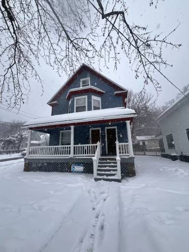 Main picture of 1422 Merrill St
