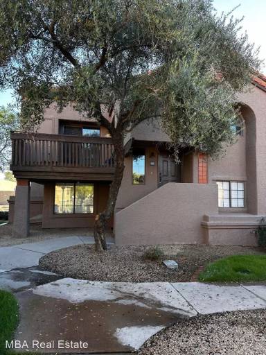 Main picture of Papago Park Village
