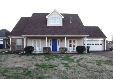 Main picture of 138 Harpers Hop Dr