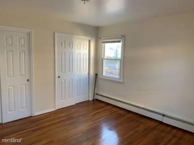 Main picture of 971 Grove St