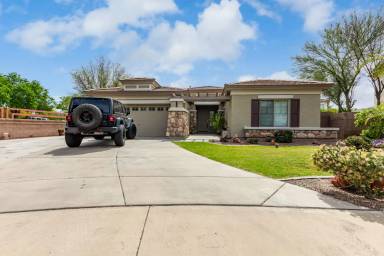 Main picture of 19043 E Kingbird Dr