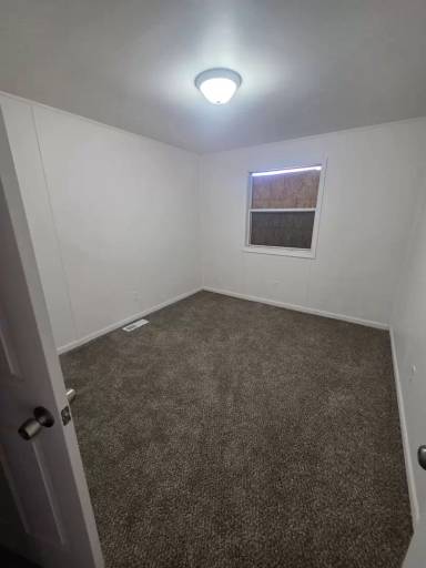 Main picture of 1735 Parklane Dr
