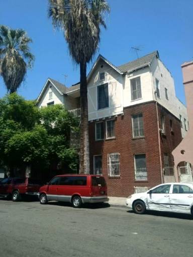 Main picture of 1319 Ingraham St