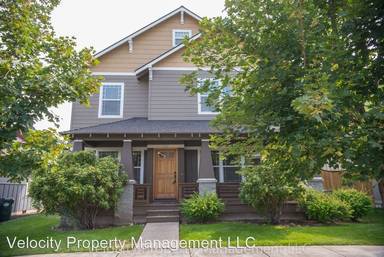 Main picture of 3087 NE Wells Acres Rd