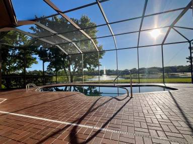 Main picture of 2115 N Lakecrest Loop