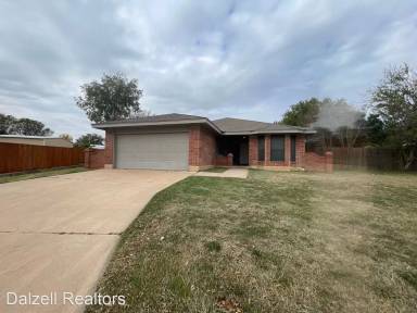 Main picture of 34 High Life Cir