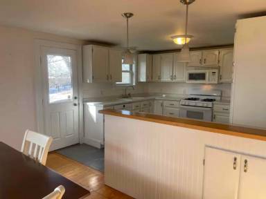 Main picture of 346 Weaver St