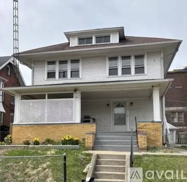 Main picture of 414 Platt St