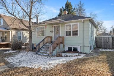 Main picture of 335 Edwards St