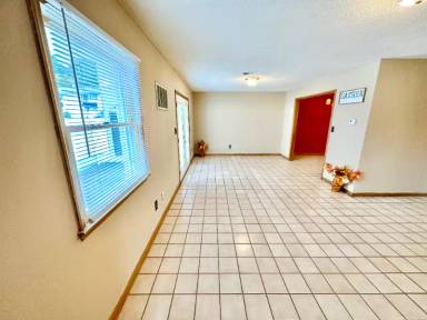 Main picture of 103 Mountain View Dr