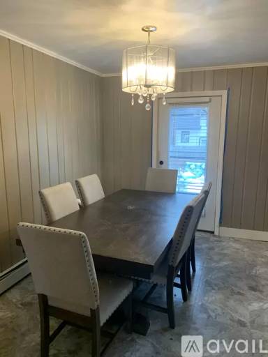 Main picture of 5 Lake Rd
