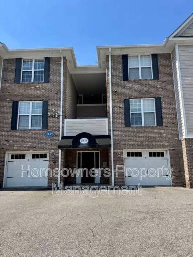 Main picture of 208 Fountainhead Ln
