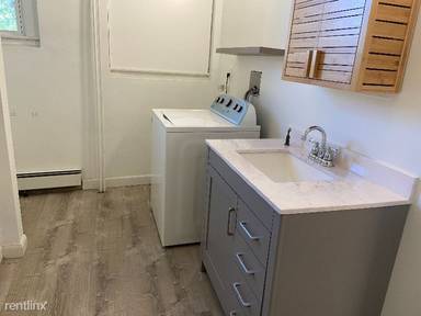 Main picture of 59 Oak St