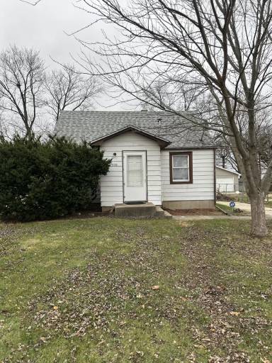 Main picture of 3733 Robey Ave