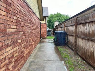 Main picture of 6717 W Britton Rd