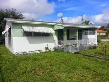 Main picture of 8440 NW 22nd Pl