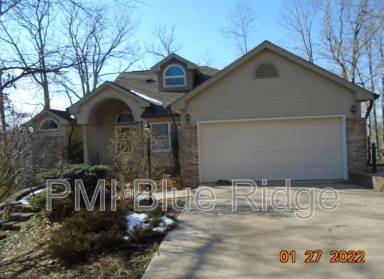 Main picture of 108 Jenny Lind Dr
