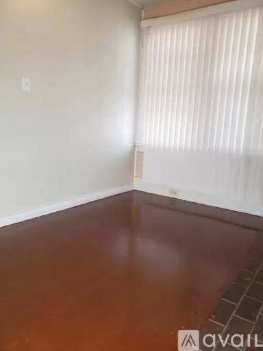 Main picture of 1567 Brinckerhoff Ave