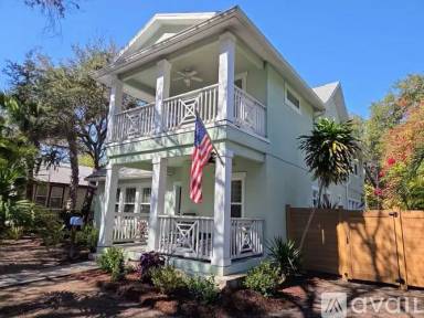 Main picture of 857 10th Ave S