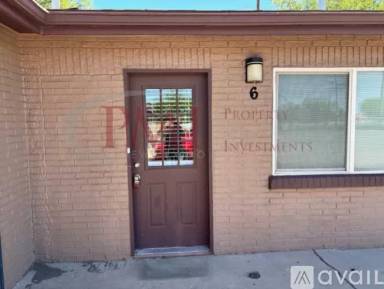 Main picture of 2105 S Espina St