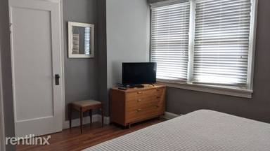 Main picture of 2050 Allen St