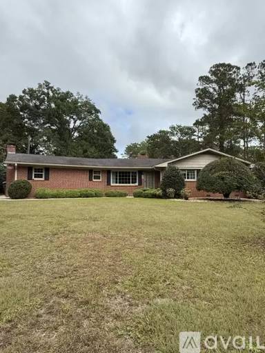 Main picture of 203 17th Ave SE