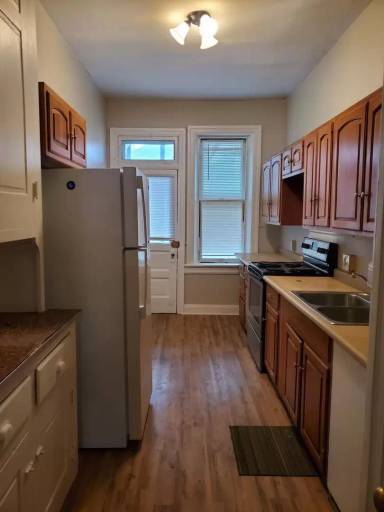 Main picture of 807 Hamilton Blvd