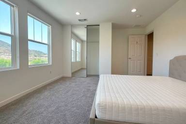 Main picture of 21147 Broken Stone Ct
