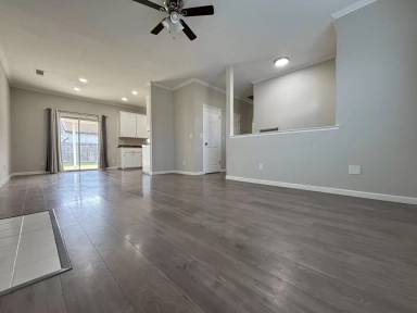 Main picture of 28120 Lada Ave