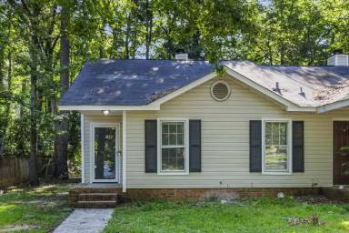Main picture of 313 Friarsgate Blvd