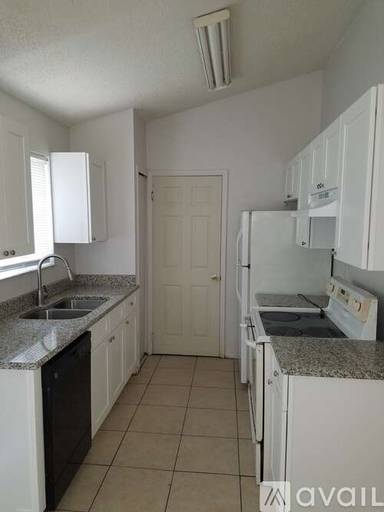 Main picture of 180 Stefanik Rd