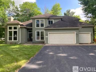 Main picture of 4402 River Bend Rd