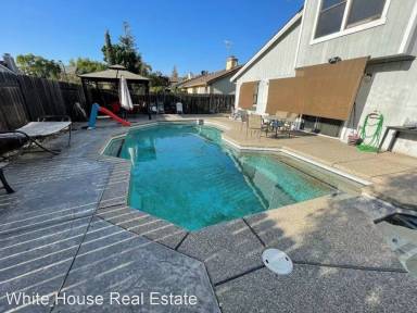 Main picture of 8194 Darien Cir