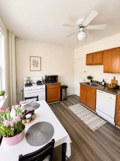 Main picture of 301 S Winebiddle St
