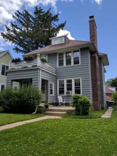 Main picture of 4154-56 N Maryland Ave