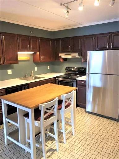 Main picture of 209 Riverview Ave