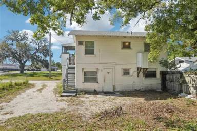 Main picture of 806 Avenue O SW