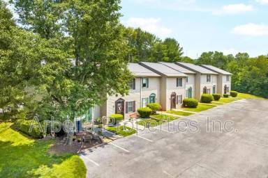 Main picture of 2637 Highway 11 W