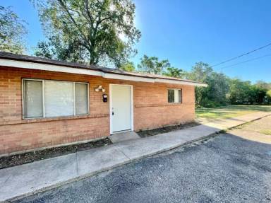 Main picture of 1120 Elm Ave