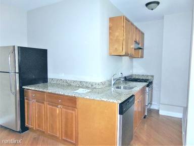 Main picture of 894-896 Green Bay Rd