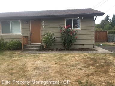 Main picture of 588 NW Oak Ave