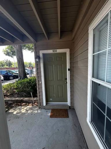Main picture of 104 Reserve Cir