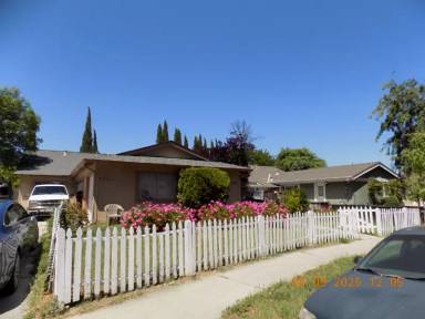 Main picture of 5519 Lean Ave