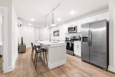 Main picture of 214 Vine St
