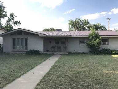 Main picture of 3608 43rd St