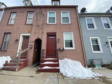 Main picture of 306 Perry St