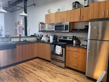 Main picture of 1322 W Broad St